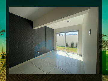 Bonita Casa en Venta en Puerta Real