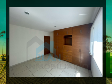 Bonita Casa en Venta en Puerta Real