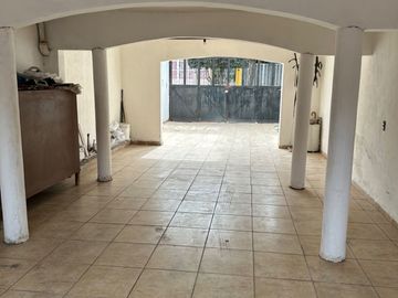 🔑 ¡Gran Oportunidad! Casa Amplia y Moderna en Colonia España, Querétaro 🏡✨