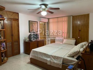 Amplio Apartamento En Venta Con 245 M² Estrato 4 En Alto Prado En Barranquilla