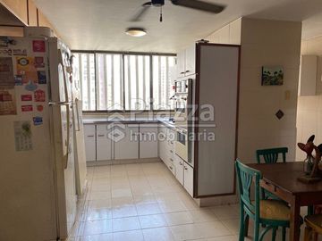 Amplio Apartamento En Venta Con 245 M² Estrato 4 En Alto Prado En Barranquilla