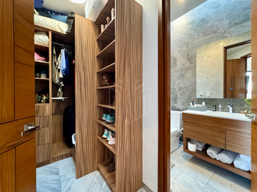 Casa Exclusiva con Vista Arbolada, Sauna Privado y Diseño de Legarreta en La Estadía