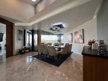 Casa Exclusiva con Vista Arbolada, Sauna Privado y Diseño de Legarreta en La Estadía