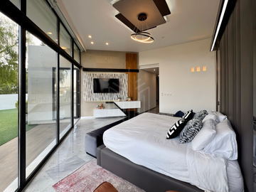 Casa Exclusiva con Vista Arbolada, Sauna Privado y Diseño de Legarreta en La Estadía