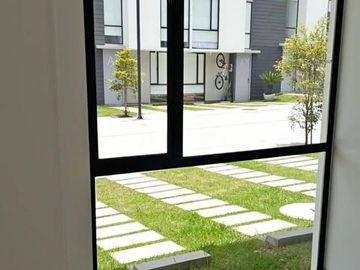 CASA EN VENTA TUMBACO SECTOR HILACRIL