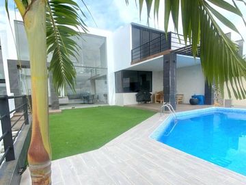 Casa en Residencial Corinto