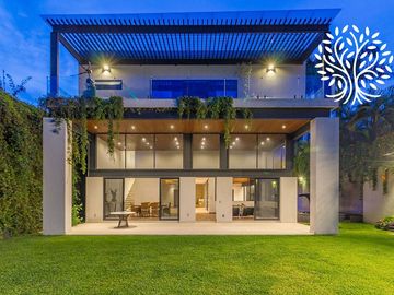 Casa Valentina