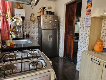 VENDO CASA EN EL CUADRO CHACLACAYO