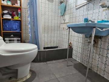 VENDO CASA EN EL CUADRO CHACLACAYO