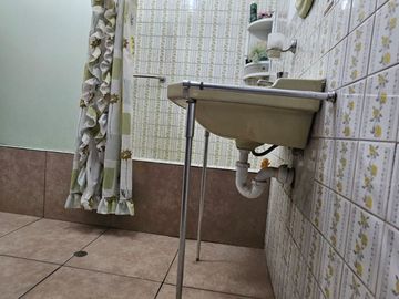 VENDO CASA EN EL CUADRO CHACLACAYO