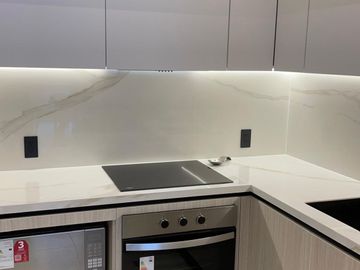 SUITE EN VENTA AV. REPUBLICA DEL SALVADOR CERCA AL PARQUE LA CAROLINA