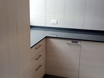 DEPARTAMENTO EN VENTA A UNA CUADRA DEL PARQUE LA CAROLINA