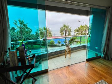VENDO DPTO MALECON DE LA MARINA