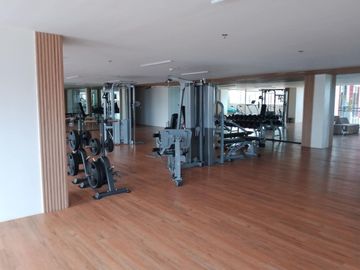 RESORT STYLE CONDOMINIUM FOR SALE IN AGUS LAPULAPU CITY NEAR BEACHES