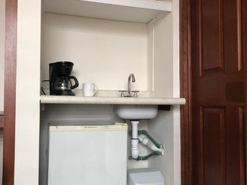 DEPARTAMENTO TIPO LOFT EN RENTA EN RAMOS ARIZPE COMPLETAMENTE AMUEBLADO Y EQUIPADO