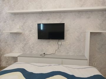 For Rent Apartment Studio Skandinavia Tangerang City, Brand New Furnished - Lake View