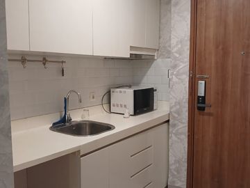 For Rent Apartment Studio Skandinavia Tangerang City, Brand New Furnished - Lake View