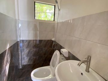 3 BEDROOMS HOUSE AND LOT FOR SALE IN YATI LILOAN CEBU CITY