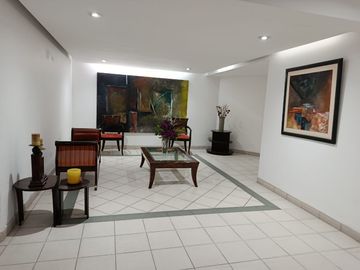 Luminoso y amplio departamento de 4 dormitorios venta, San Borja