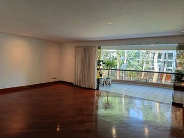 Luminoso y amplio departamento de 4 dormitorios venta, San Borja