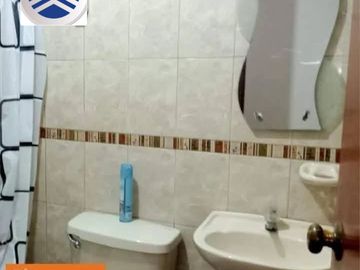 Casa 3 pisos Tungasuca carabayllo
