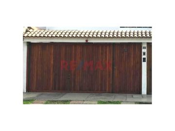 📣 ¡¡No Dejes Pasar Esta Oportunidad!! ¡¡ Vive En Una Zona Segura Y Tranquila De Surco !! 🏡 ¡¡Tu Próximo Hogar Te Espera !! 🔑 ¡¡ Independencia, Segu