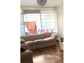 📣 ¡¡No Dejes Pasar Esta Oportunidad!! ¡¡ Vive En Una Zona Segura Y Tranquila De Surco !! 🏡 ¡¡Tu Próximo Hogar Te Espera !! 🔑 ¡¡ Independencia, Segu