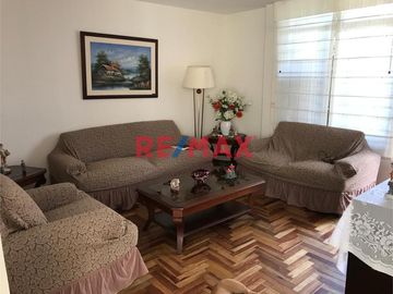 📣 ¡¡No Dejes Pasar Esta Oportunidad!! ¡¡ Vive En Una Zona Segura Y Tranquila De Surco !! 🏡 ¡¡Tu Próximo Hogar Te Espera !! 🔑 ¡¡ Independencia, Segu