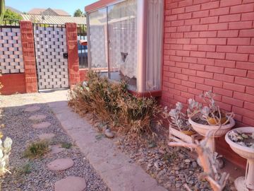 OPORTUNIDAD-CÓMODA CASA VILLA LOS ÁLAMOS