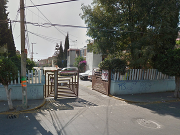 CASA DE RECUPERACIÓN BANCARIA EN CALLE LOTE 24 MANZANA 10, CONJUNTO HABITACIONAL LOS HEROES, IXTAPALUCA, ESTADO DE MEXICO. ¡NO CREDITOS!