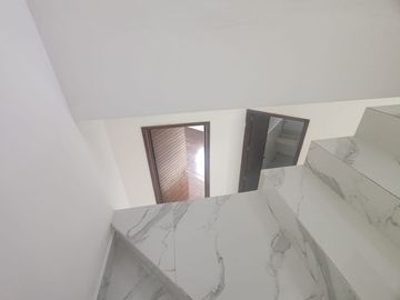 HERMOSA RESIDENCIA EN VENTA 🏡 en Condominio tipo Americano