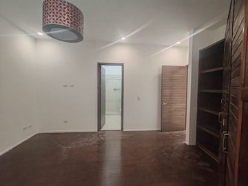HERMOSA RESIDENCIA EN VENTA 🏡 en Condominio tipo Americano