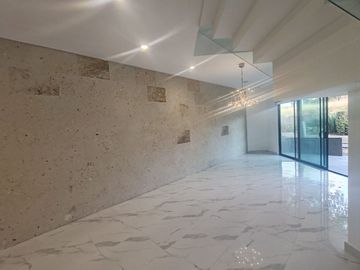 HERMOSA RESIDENCIA EN VENTA 🏡 en Condominio tipo Americano