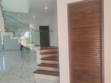 HERMOSA RESIDENCIA EN VENTA 🏡 en Condominio tipo Americano