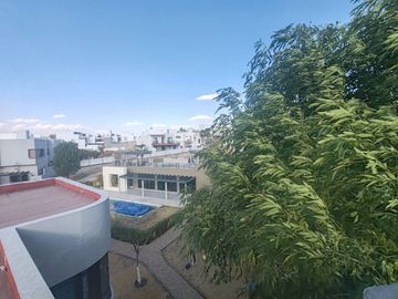 HERMOSA RESIDENCIA EN VENTA 🏡 en Condominio tipo Americano