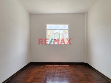Vendo Departamento En Pueblo Libre (Cerca Al Parque Amoretti)
