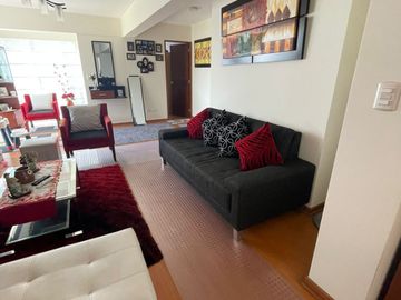 🌟 📢 ¡¡ Excelente Oportunidad !! ¡¡ Venta De Bonito, Cómodo Y Amplio Dúplex En 7° Piso Muy Bien Ubicado En Miraflores En Zona Céntrica Y Segura Y Con