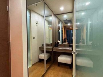 The Address Sathorn ดิแอดเดรส ซอยสาทร12  รหัส : C8334