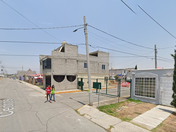 CASA DE RECUPERACIÓN BANCARIA EN CALLE RETANA, FRACC. ARBOLADA LOS SAUCES, ZUMPANGO, EDO MEX. ¡NO SE ACEPTAN CRÉDITOS!