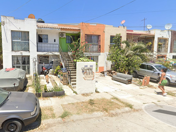 CASA DE RECUPERACIÓN BANCARIA EN CALLE CIRCUITO PLAYA DE ORO, COSTA DORADA, PUERTO VALLARTA, JALISCO. ¡NO CREDITOS!