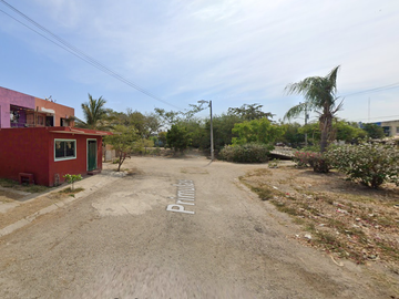 CASA DE RECUPERACIÓN BANCARIA EN CALLE PRIMULAS, COLONIA JARDINES DEL SOL, BAHÍA DE BANDERAS, NAYARÍT. ¡NO CREDITOS!