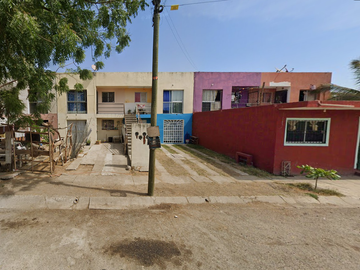 CASA DE RECUPERACIÓN BANCARIA EN CALLE PRIMULAS, COLONIA JARDINES DEL SOL, BAHÍA DE BANDERAS, NAYARÍT. ¡NO CREDITOS!