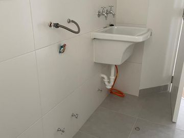 VENTA DEPARTAMENTO DE ESTRENO EN CAYMA