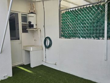 Casa en venta en Cancún poligono sur con asadores y alberca !Aptas para Infonavit.