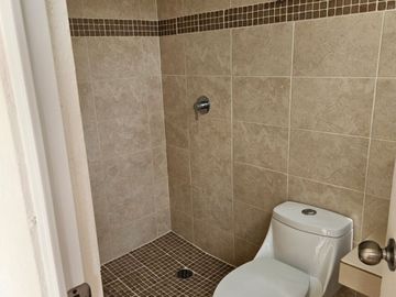 Casa en venta en Cancún poligono sur con asadores y alberca !Aptas para Infonavit.