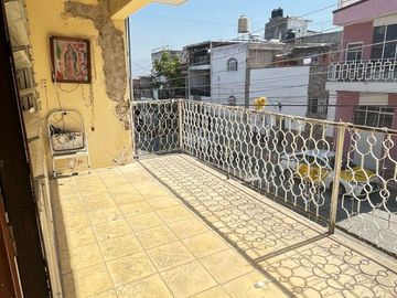 ¡CASA EN VENTA EN LA COLONIA OBLATOS!