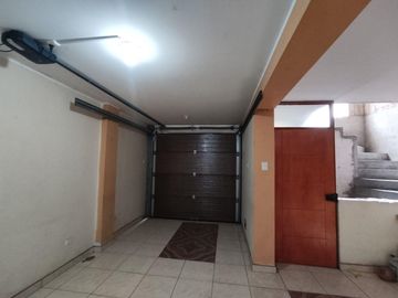 Casa en Venta ideal para inversion en San Juan de Lurigancho