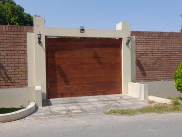 Casa en Venta en Cieneguilla – $1,300,000 USD Ideal para Eventos, Matrimonios, Fiestas Privadas y Hospedaje en Lima