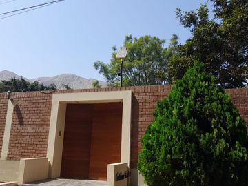 Casa en Venta en Cieneguilla – $1,300,000 USD Ideal para Eventos, Matrimonios, Fiestas Privadas y Hospedaje en Lima