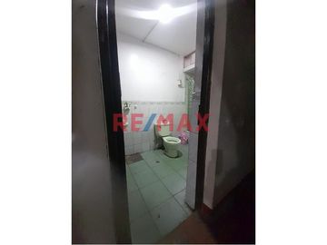 Venta Casa En Avenida - S.J.L